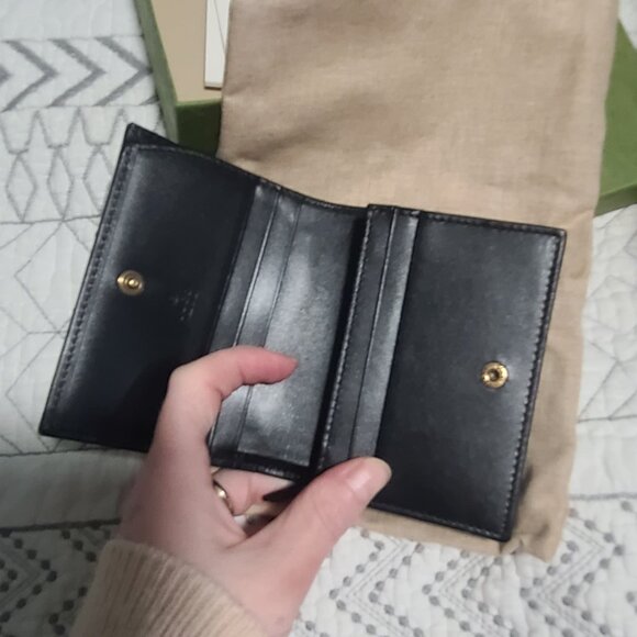 Authentic Gucci wallet - Picture 2 of 3